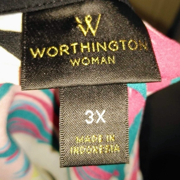 Floral print short sleeve top - Picture 2 of 3